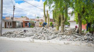 RECONSTRUCCIÓN DEL TRIÁNGULO DEL BARRIO SANTA ROSA