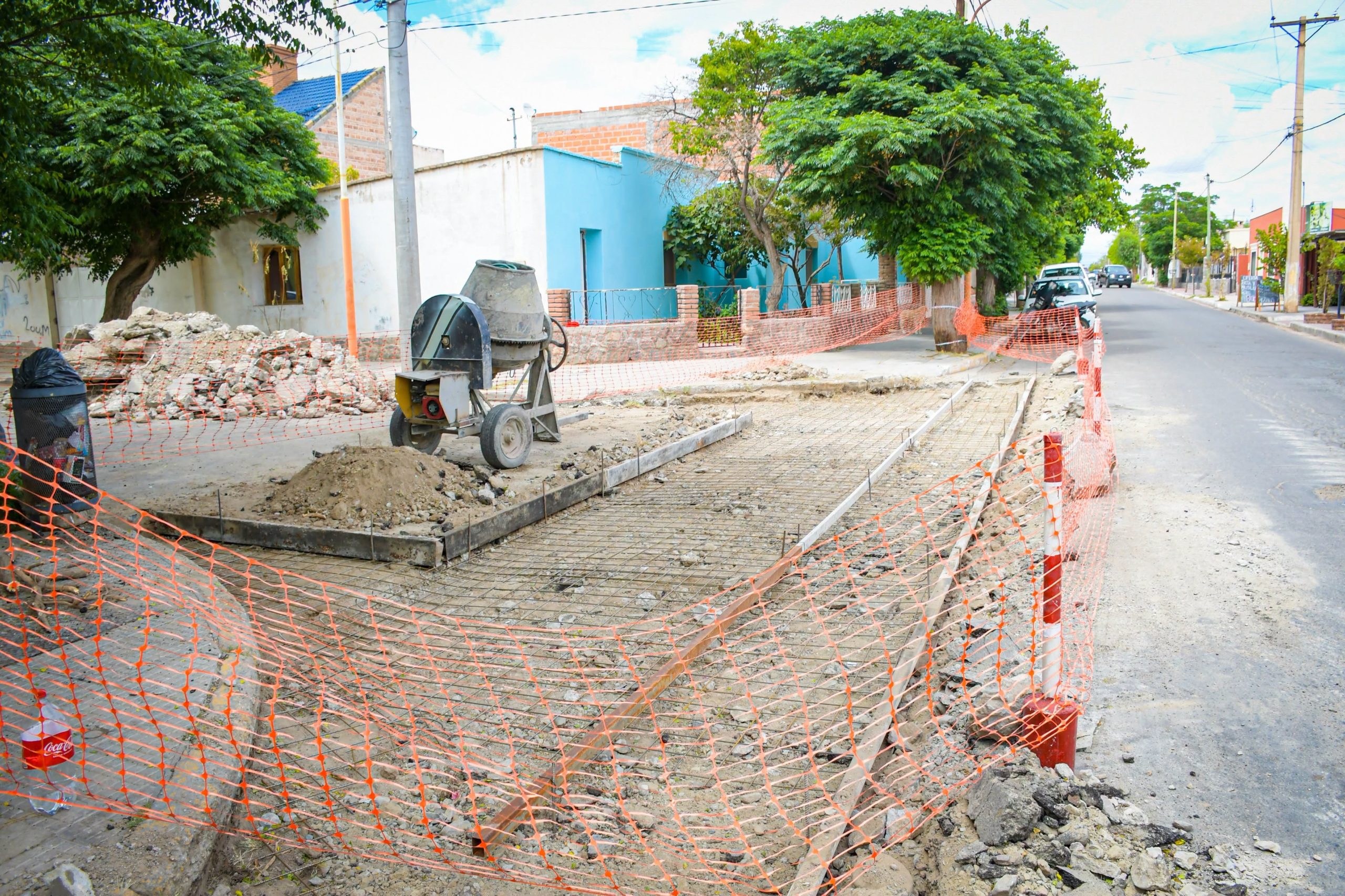 RECONSTRUCCIÓN DE BADENES EN CALLES DE NUESTRA CIUDAD
